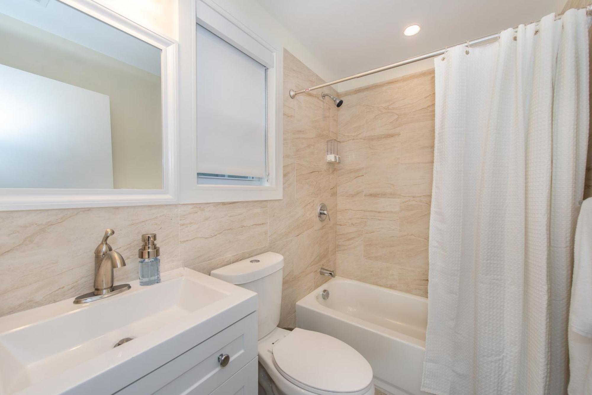 Stylish Chic Condo Nyc At Fingertips North Bergen Bagian luar foto