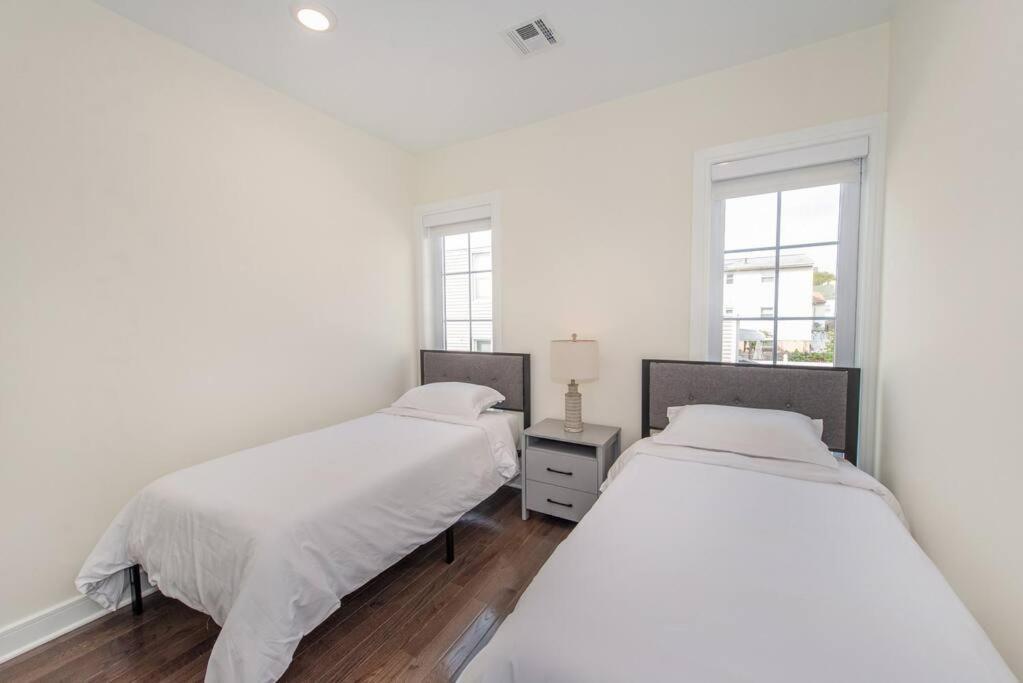 Stylish Chic Condo Nyc At Fingertips North Bergen Bagian luar foto