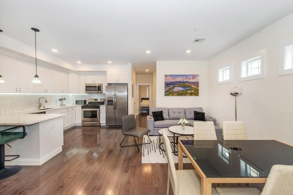 Stylish Chic Condo Nyc At Fingertips North Bergen Bagian luar foto