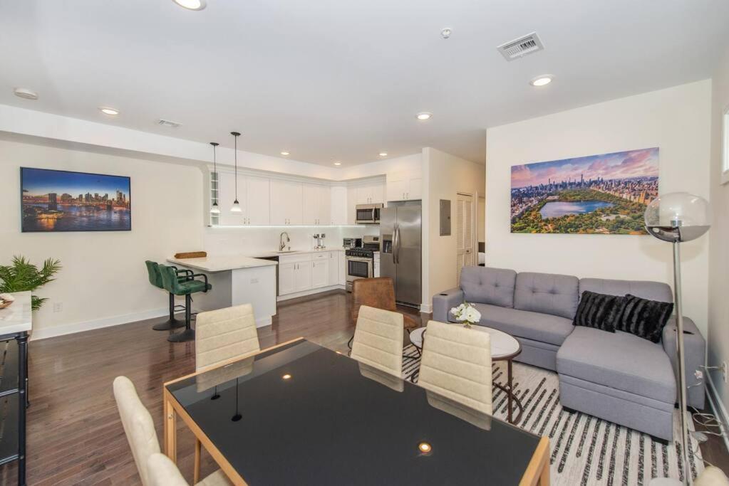 Stylish Chic Condo Nyc At Fingertips North Bergen Bagian luar foto